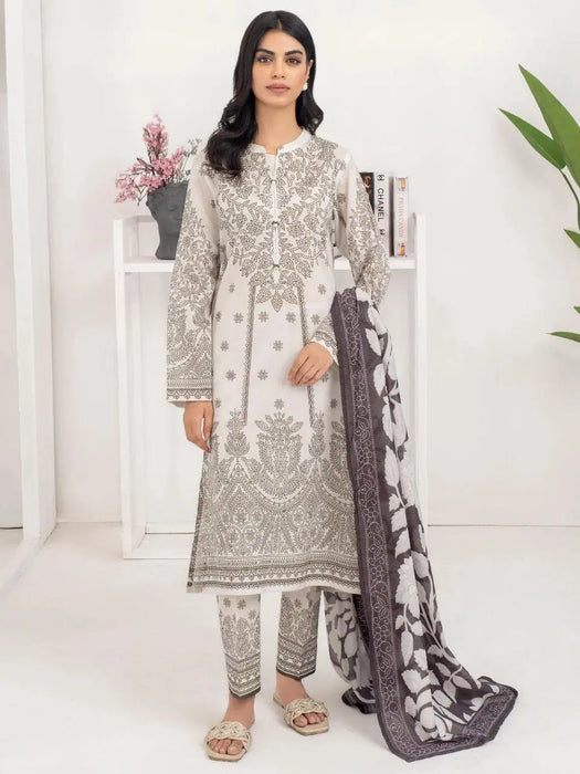 3 Pcs Women's Unstitched Printed Suit